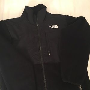 Black XS North Face fleece